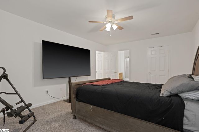 401 Belcross Drive, Simpsonville, SC 29681