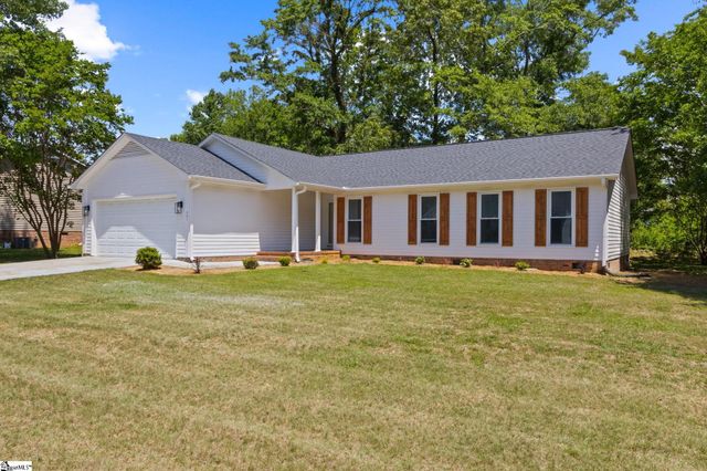 401 Belcross Drive, Simpsonville, SC 29681