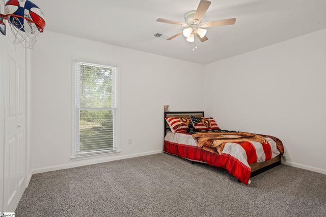 401 Belcross Drive, Simpsonville, SC 29681