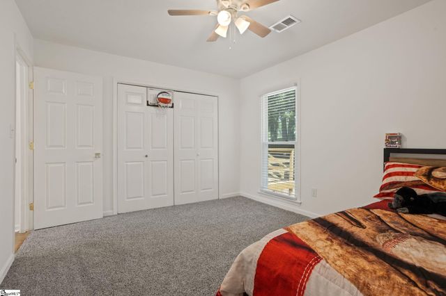 401 Belcross Drive, Simpsonville, SC 29681