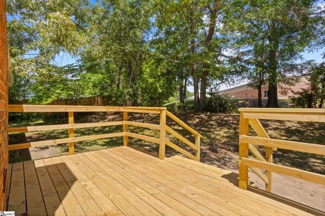 401 Belcross Drive, Simpsonville, SC 29681
