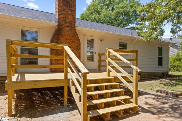 401 Belcross Drive, Simpsonville, SC 29681