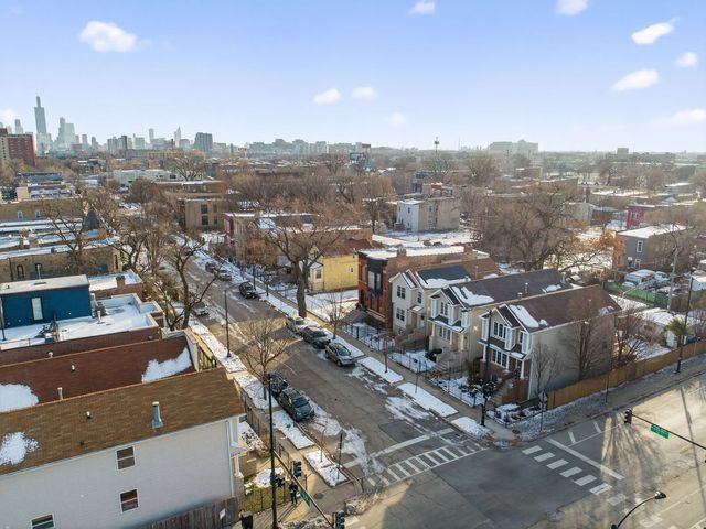 2753 W Adams Street, Chicago, IL 60612