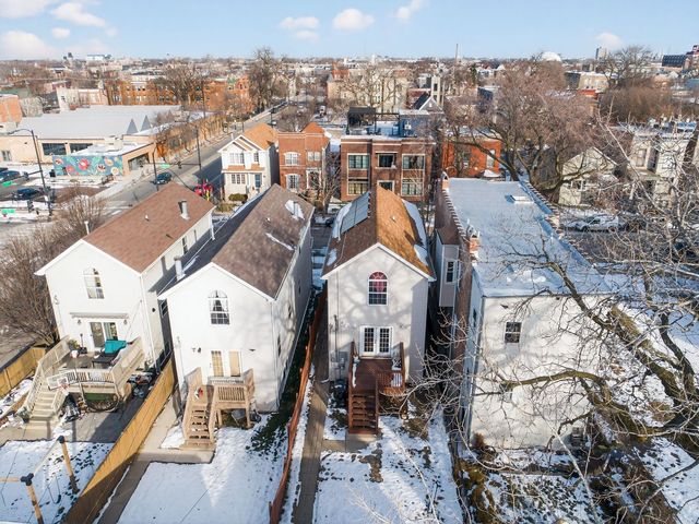 2753 W Adams Street, Chicago, IL 60612