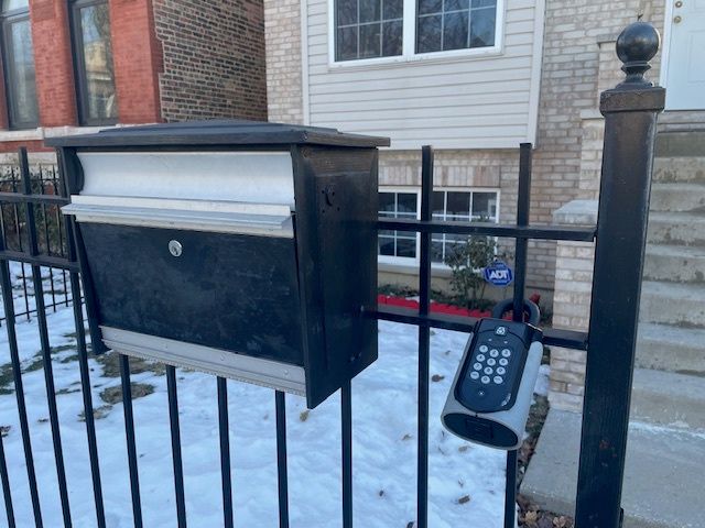 2753 W Adams Street, Chicago, IL 60612