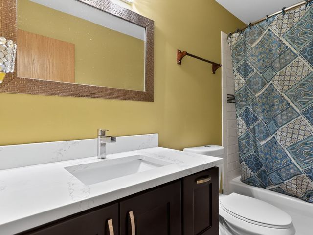 2753 W Adams Street, Chicago, IL 60612