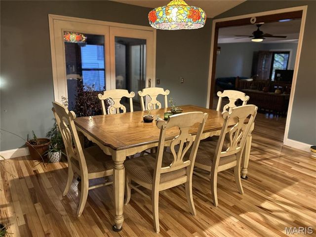 10198 S Old Route 66, Litchfield, IL 62056