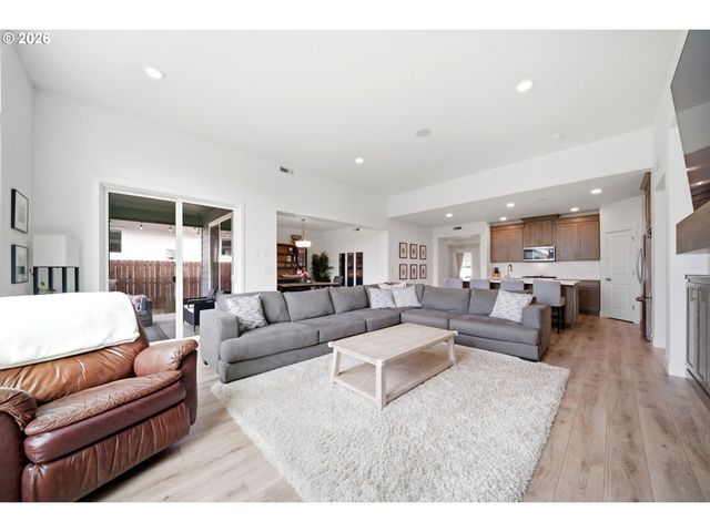 4203 S 14TH Way, Ridgefield, WA 98642