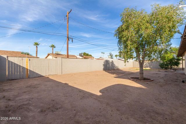 860 W McLellan Road, Mesa, AZ 85201
