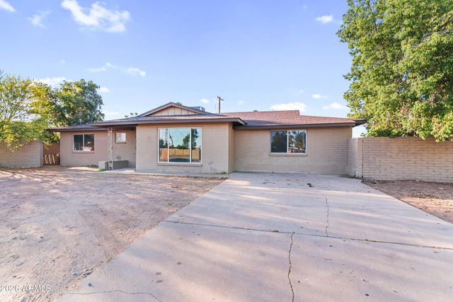 860 W McLellan Road, Mesa, AZ 85201
