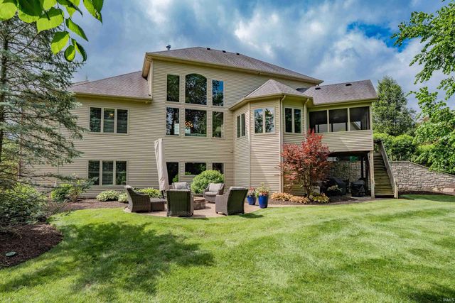 12516 Covington Manor Farms Road, Fort Wayne, IN 46814