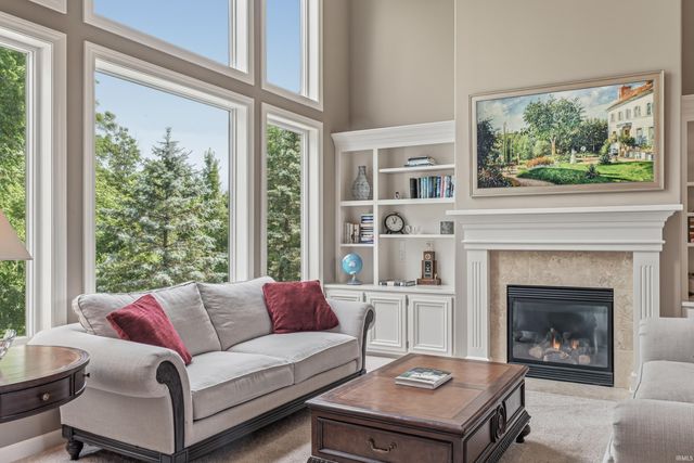 12516 Covington Manor Farms Road, Fort Wayne, IN 46814