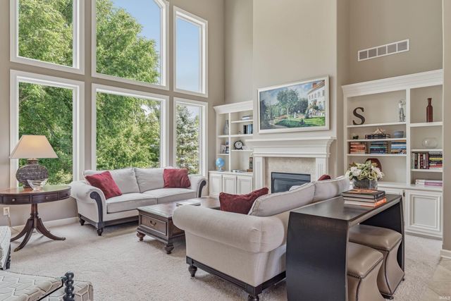 12516 Covington Manor Farms Road, Fort Wayne, IN 46814
