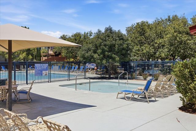 1124 Prospering Creek Street, Las Vegas, NV 89135