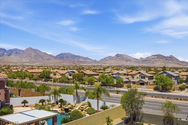 1124 Prospering Creek Street, Las Vegas, NV 89135