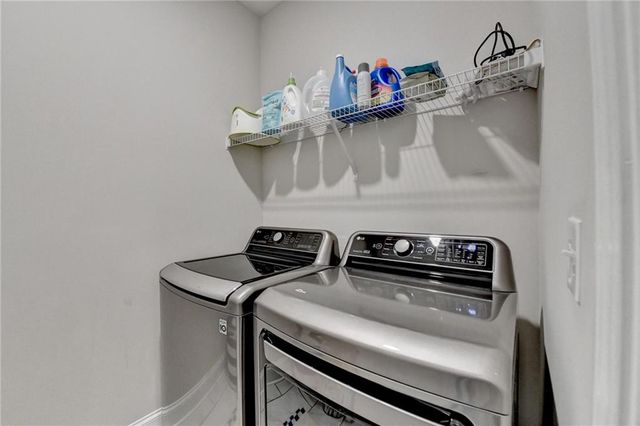 373 Via Secco Lane, Suwanee, GA 30024