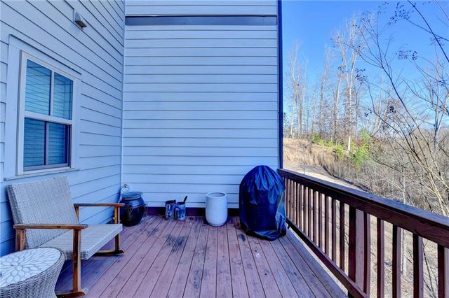 373 Via Secco Lane, Suwanee, GA 30024