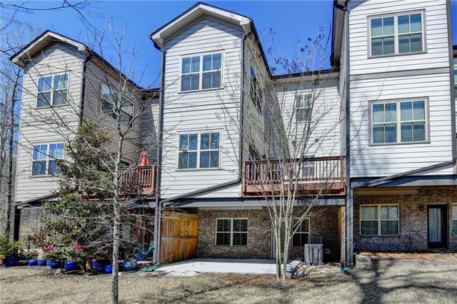 373 Via Secco Lane, Suwanee, GA 30024