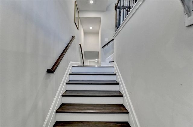 373 Via Secco Lane, Suwanee, GA 30024