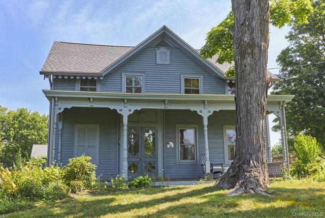 40 Young America Road, Germantown, NY 12526