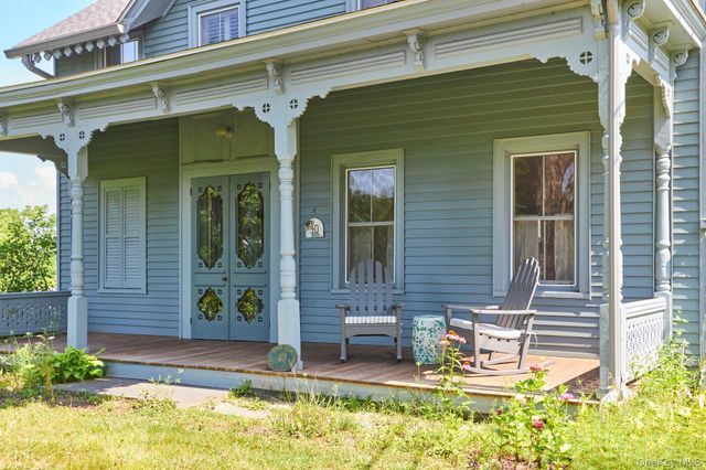 40 Young America Road, Germantown, NY 12526