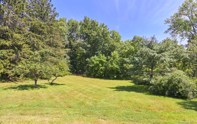 40 Young America Road, Germantown, NY 12526