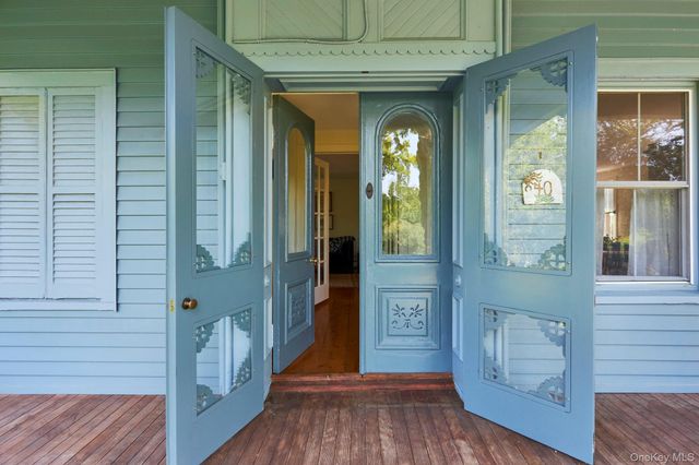 40 Young America Road, Germantown, NY 12526