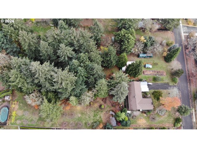 Se Hillcrest Rd, Happy Valley, OR 97086