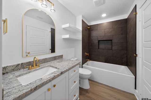 329 Wiley Dr., Bullard, TX 75757