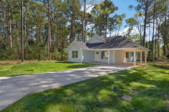 329 Wiley Dr., Bullard, TX 75757