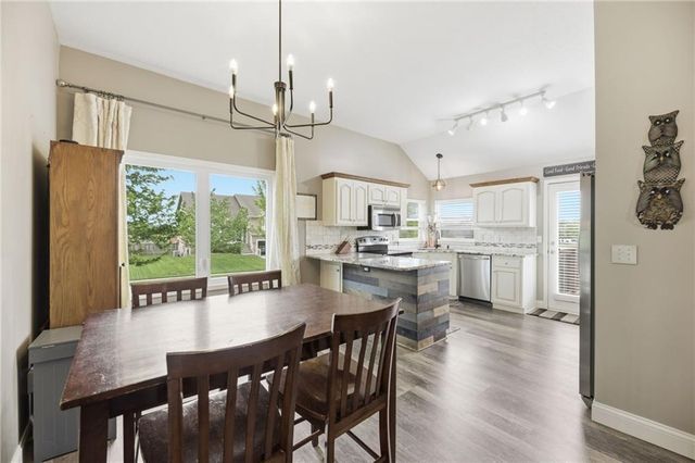 500 E Cheyenne Street, Gardner, KS 66030