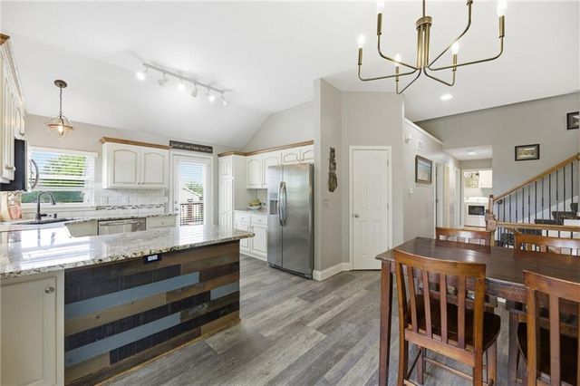 500 E Cheyenne Street, Gardner, KS 66030