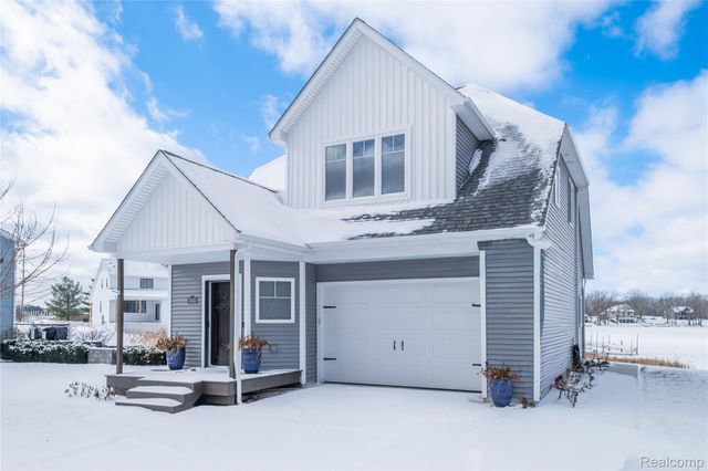 3442 COTTAGE COVE Drive, Fenton Charter Township, MI 48430