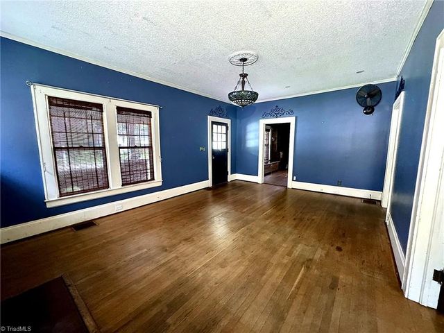 441 Elk Spur Street, Elkin, NC 28621