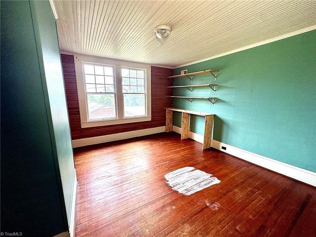 441 Elk Spur Street, Elkin, NC 28621