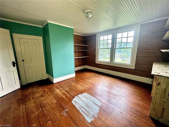441 Elk Spur Street, Elkin, NC 28621