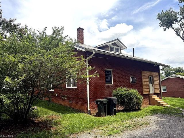 441 Elk Spur Street, Elkin, NC 28621