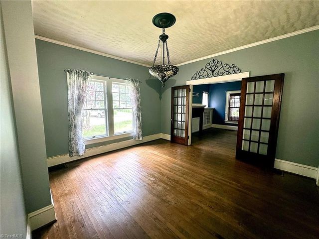 441 Elk Spur Street, Elkin, NC 28621