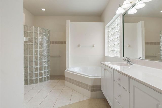 24 ESSEX LANE, Palm Coast, FL 32164