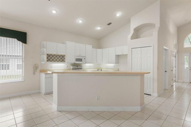 24 ESSEX LANE, Palm Coast, FL 32164