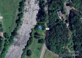 724 N River Road, Sylva, NC 28779