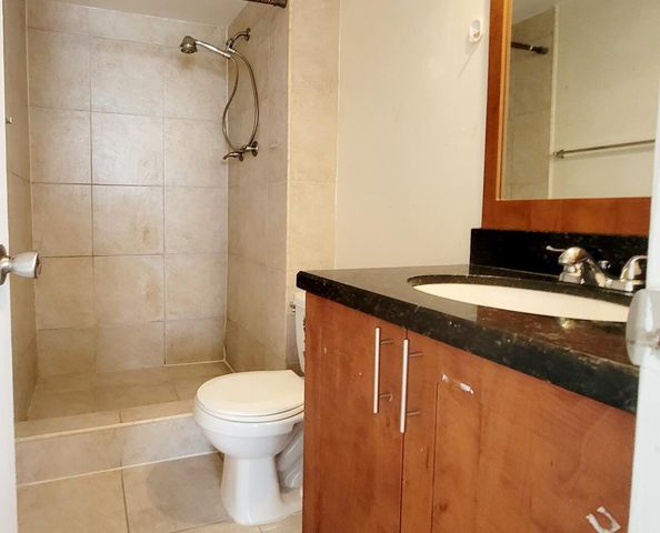 494 NW 165th Street 602, Miami, FL 33169