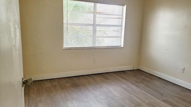 494 NW 165th Street 602, Miami, FL 33169