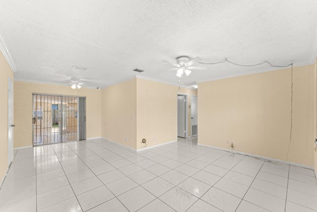 610 SW 10th Court, Deerfield Beach, FL 33441
