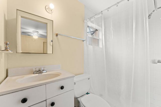 610 SW 10th Court, Deerfield Beach, FL 33441