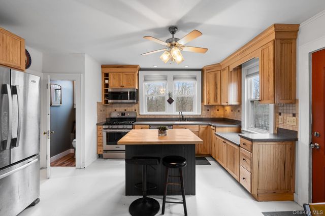 4721 State Route 9G, Germantown, NY 12526