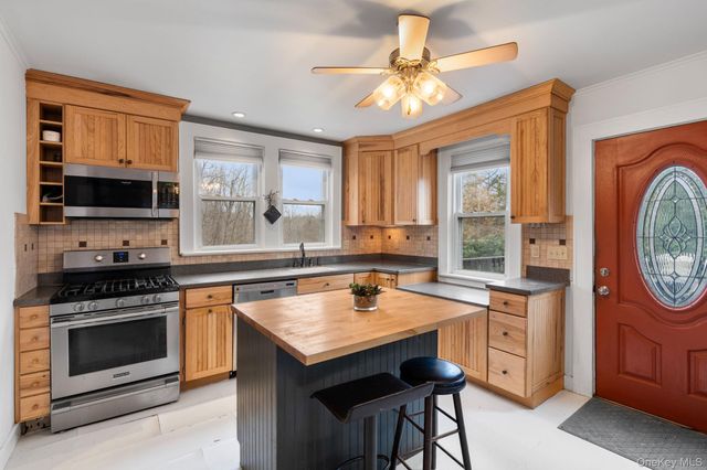 4721 State Route 9G, Germantown, NY 12526