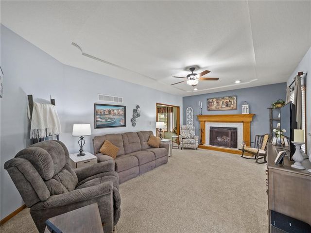 201 SE Citadel Drive, Lee's Summit, MO 64063