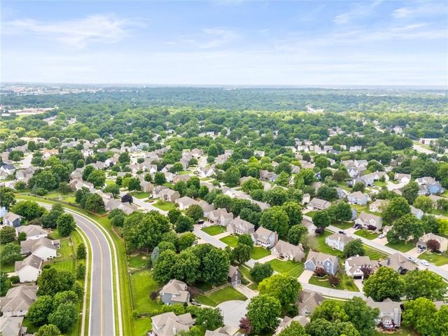 201 SE Citadel Drive, Lee's Summit, MO 64063