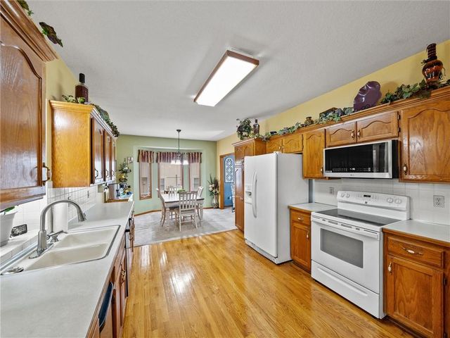 201 SE Citadel Drive, Lee's Summit, MO 64063